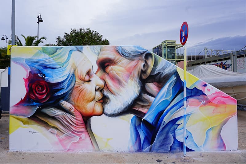 Simple G "The real |R|evolution of love". Street Art Athens