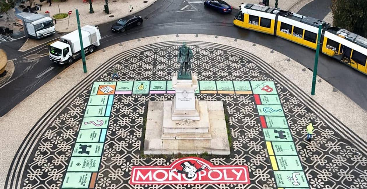 Το έργο «Monoplizada /Monopolised» του Bordalo II μετατρέπει την Πλατεία Ντούκε ντα Τερσέιρα σε μια διαμαρτυρία street art ενάντια στην στεγαστική κρίση που μαστίζει την Λισαβόνα