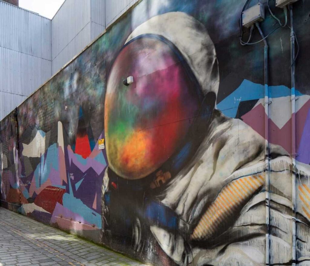 Spaceman - Κοσμική Τέχνη σε Κρυφό Σοκάκι