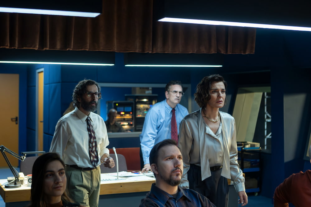 Τελευταία Κλήση: Μια χειροβομβίδα στην καρδιά του τηλεοπτικού κανιβαλισμού.