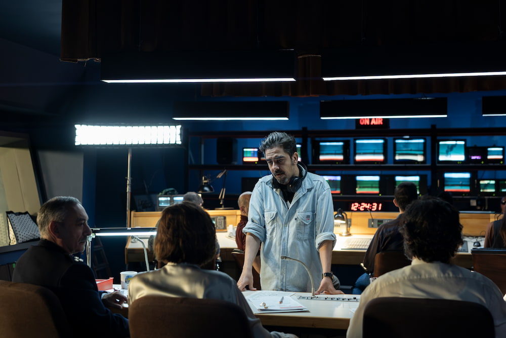 Τελευταία Κλήση: Μια χειροβομβίδα στην καρδιά του τηλεοπτικού κανιβαλισμού.