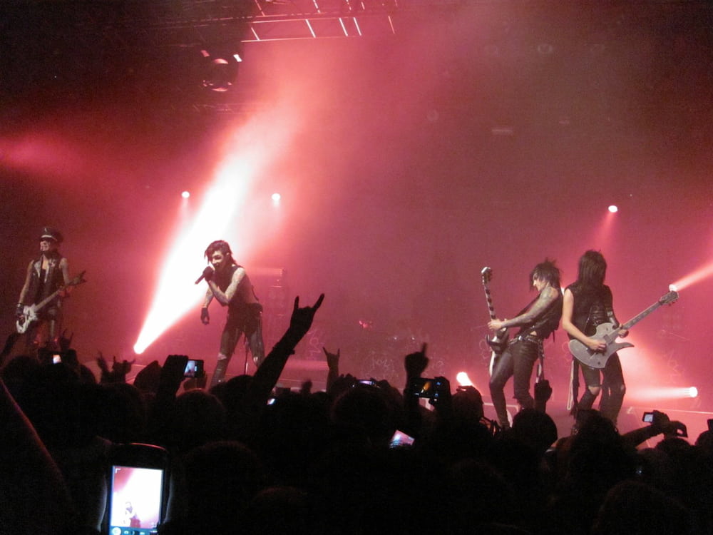 Οι Black Veil Brides για πρώτη φορά στην Ελλάδα: Το Release Athens 2026 γίνεται "σκοτεινό" και εκρηκτικό!