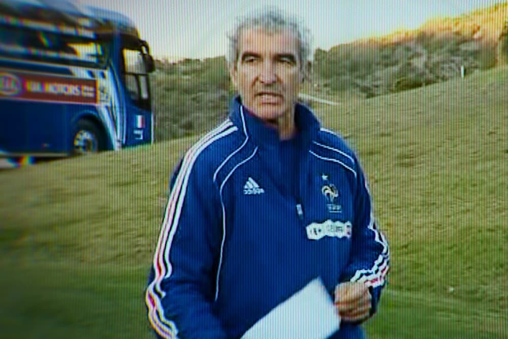 Ο Domenech του 2026 εμφανίζεται στην κάμερα χωρίς καμία διάθεση να απολογηθεί ή να δικαιολογηθεί