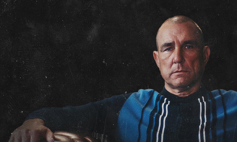 Το ντοκιμαντέρ του Untold UK για τον Vinnie Jones είναι ακριβώς όπως ο ίδιος: ωμό και διασκεδαστικό