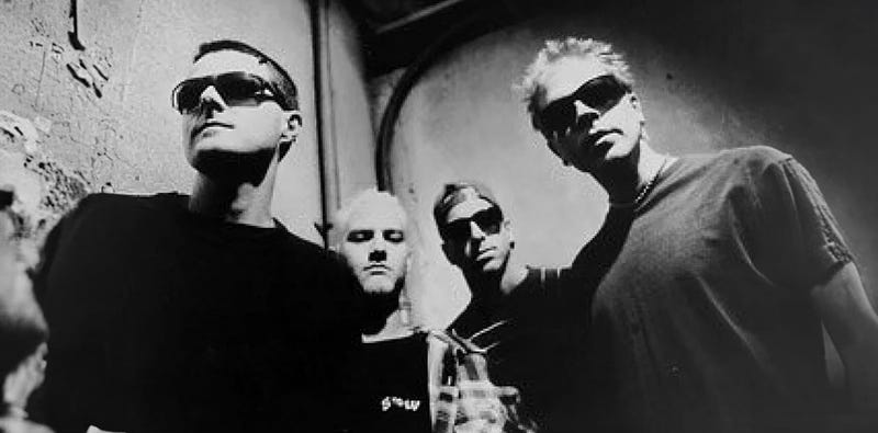 The Offspring στην Αθήνα: 100% Καλιφορνέζικο Punk Rock, Bad Religion και μια Ιστορική Βραδιά στην Πλατεία Νερού