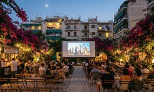Θερινά σινεμά τον Αύγουστο: 10 ταινίες που αξίζει να δεις κάτω από τα αστέρια