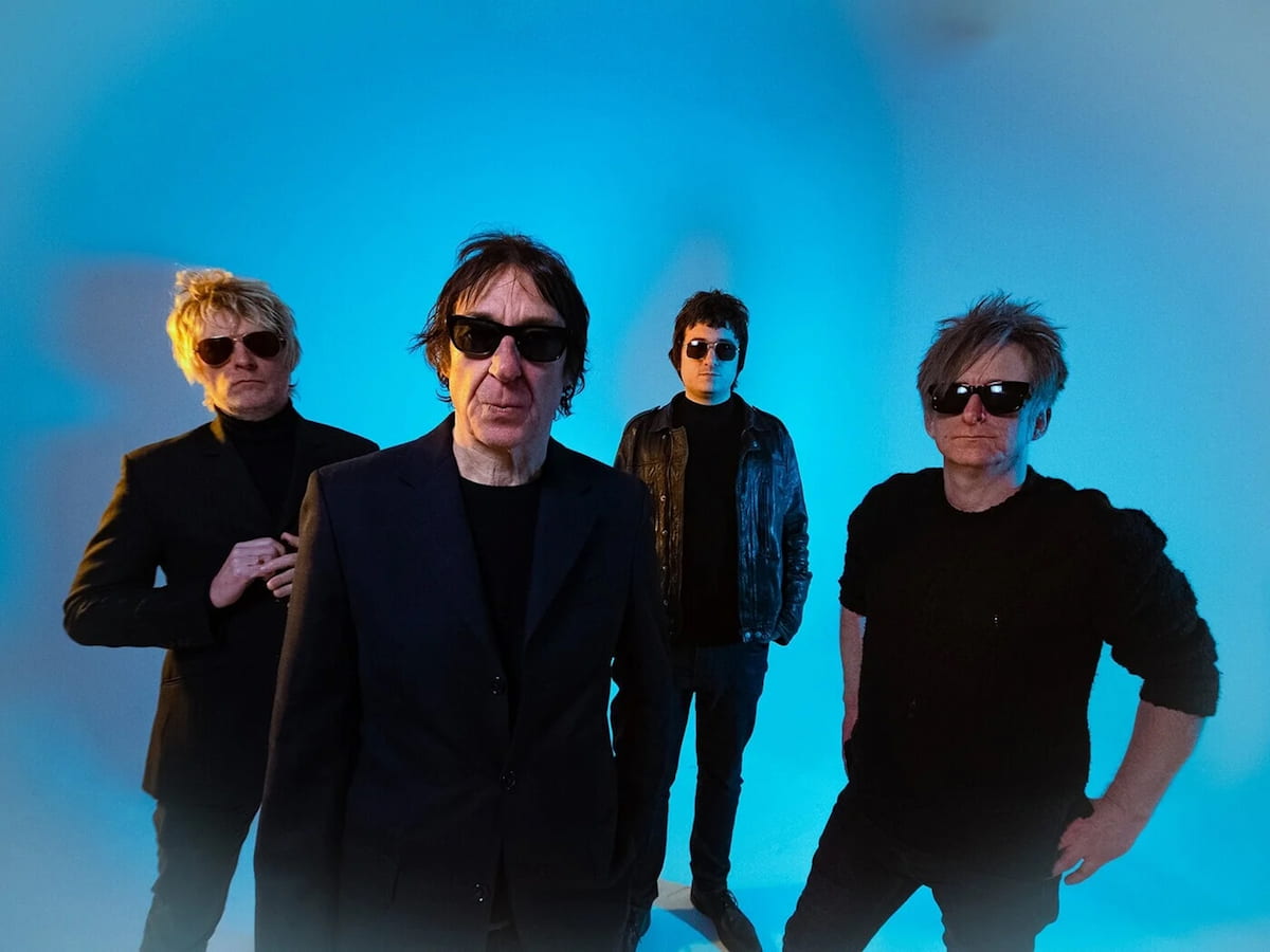 Οι θρύλοι του UK punk Buzzcocks επιστρέφουν στην Αθήνα για 50 χρόνια ορμής και αδρεναλίνης