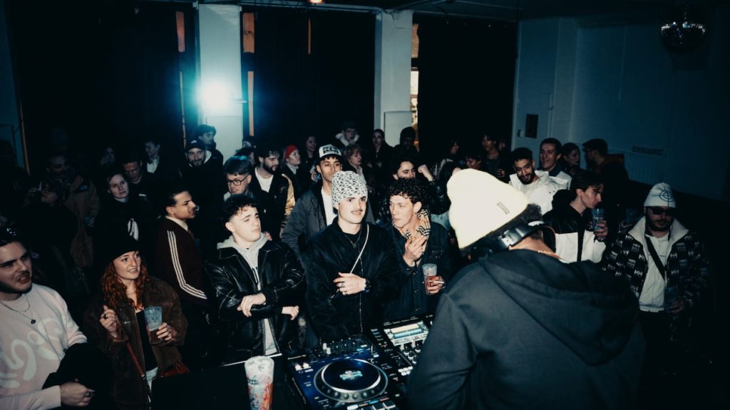 Fuζion: Η Ελληνική και Γαλλική Rap Κουλτούρα Διασταυρώνονται στο ΙΛΙΟΝ Plus (+ Pre-Party στο NR40)